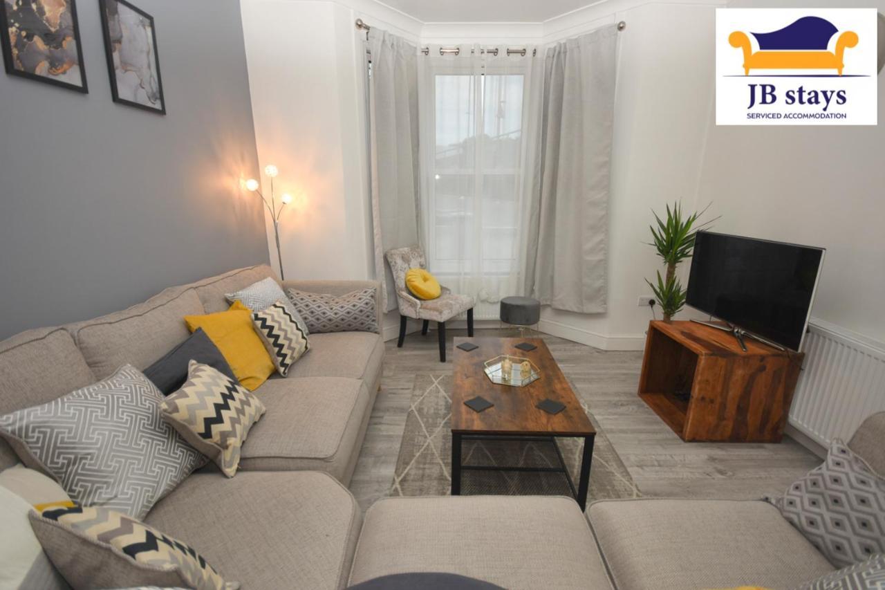 Jb Greenwich, 3 Bed House,ideal For Contractors And Family Ferienhaus London